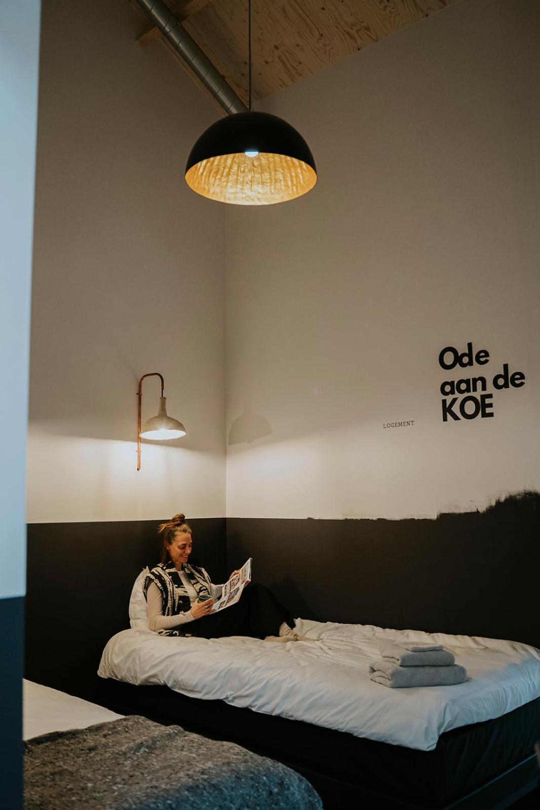 Bed En Brood In De Kapschuur - Boerderij De Zuiderkrib Bed and Breakfast Kraggenburg Εξωτερικό φωτογραφία